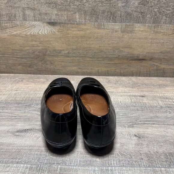 Clarks Artisan Black Patent Leather Low Wedge Slip On Shoes Women's Size 8.5 - Picture 3 of 7